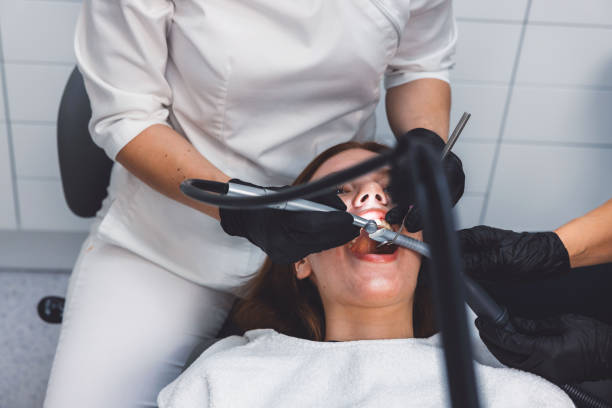 Best Emergency Tooth Extraction  in Ferndale, MI
